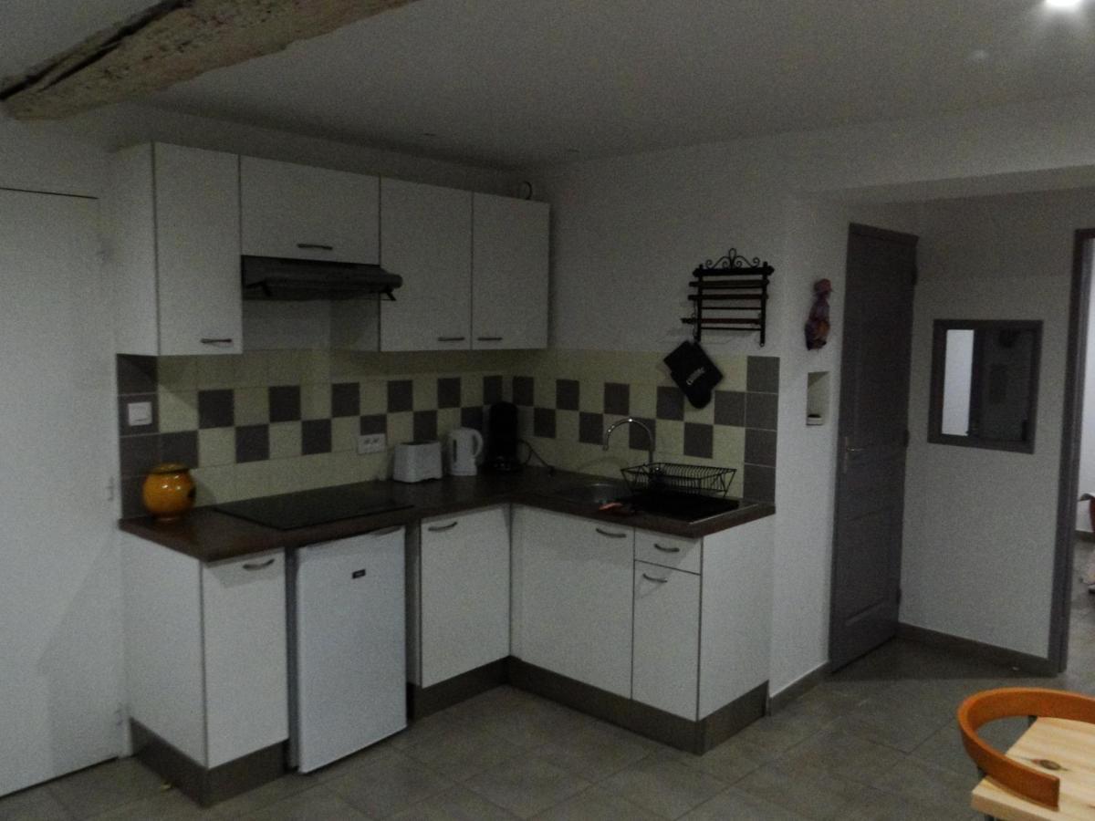 Sympathique Appartement ลีล-ซูร์-ลา-ซอร์ก ภายนอก รูปภาพ
